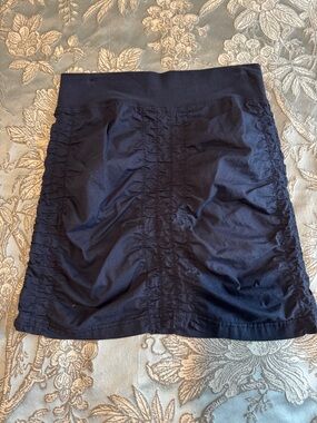 Black Ruched Mini Skirt with Wide Waistband